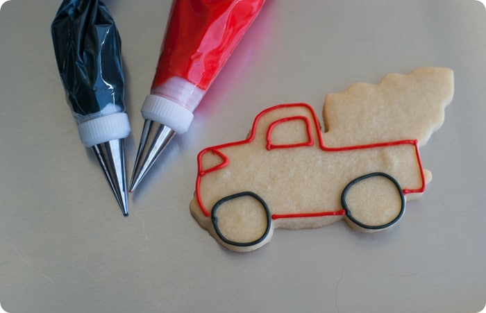 How to Make Christmas Truck Cookies - Bornfertilelady