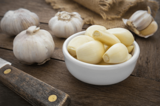 home remedies for warts: garlic - Bornfertilelady
